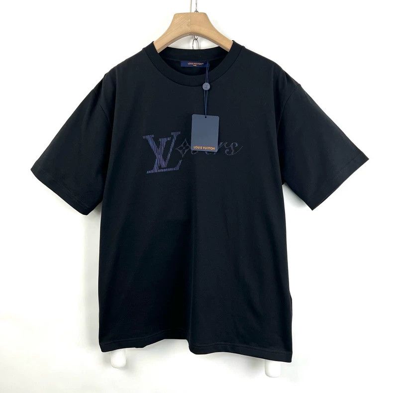 Louis Vuitton Louis Vuitton 25 Capsule Gradient Logo Tee Size US XL / EU 56 / 4 - 2 Thumbnail