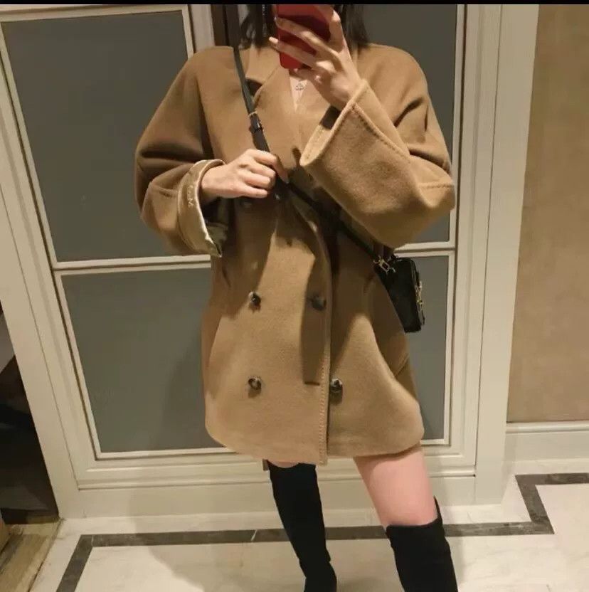 Max Mara brown double-breasted coat by MaxMara Size US L / EU 52-54 / 3 - 9 Thumbnail