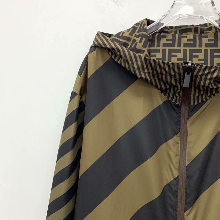 Fendi fendi logo hooded jacket with stripes Size US L / EU 52-54 / 3 - 8 Thumbnail