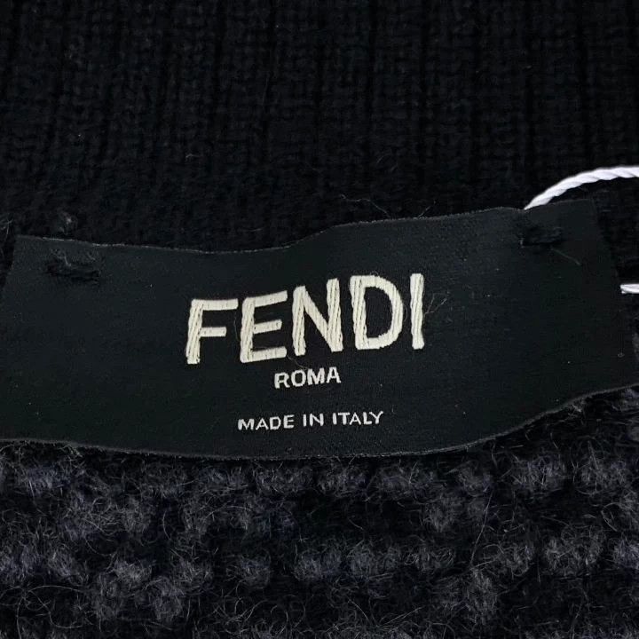 Fendi Fendi Logo All-Over Print Cashmere V-Neck Cardigan Size US L / EU 52-54 / 3 - 5 Thumbnail