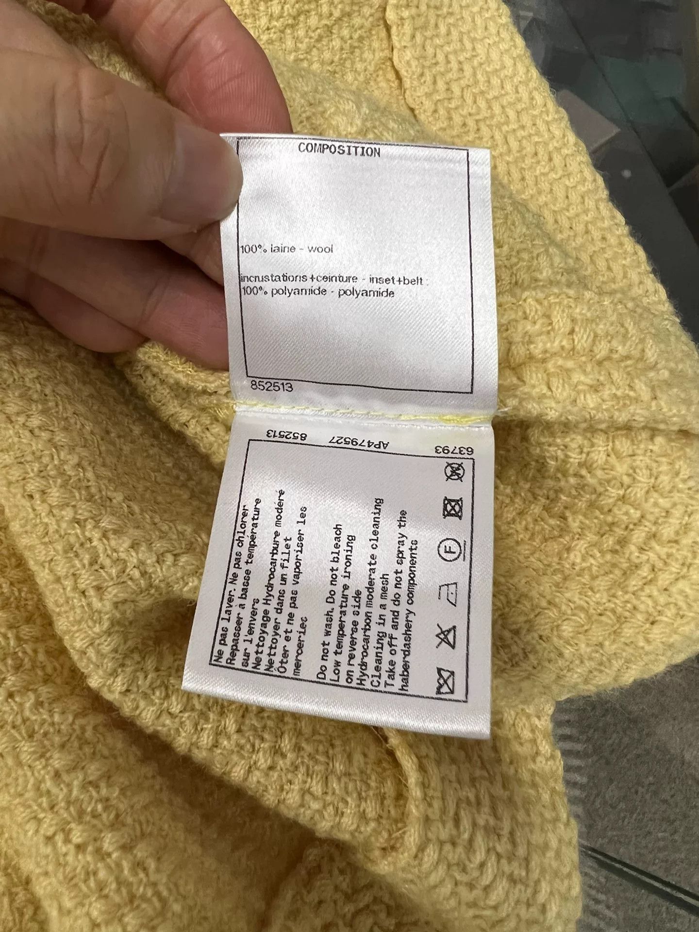 Chanel Chanel Yellow Belted Skirt Size US 34 / EU 50 - 6 Thumbnail