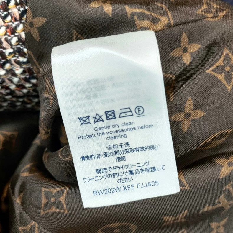 Louis Vuitton Louis Vuitton Wool Short Coat Size US XS / EU 42 / 0 - 7 Thumbnail