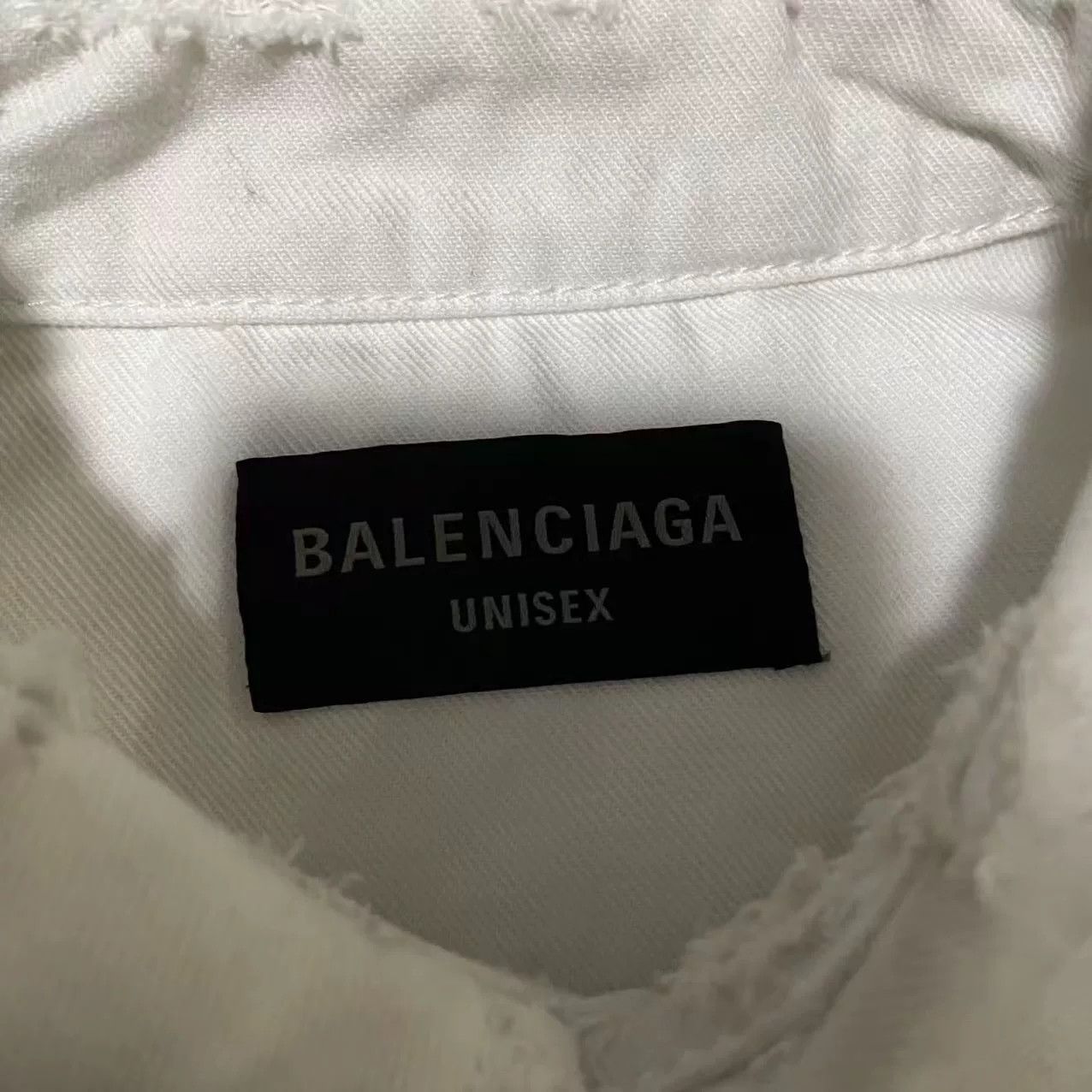 Balenciaga Balenciaga Distressed Denim Jacket Size US XS / EU 42 / 0 - 3 Thumbnail