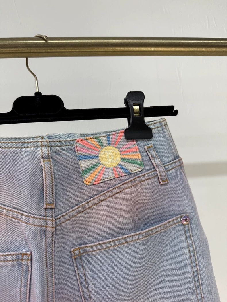 Chanel Chanel 24C Gradient Denim Shorts Size US 34 / EU 50 - 3 Thumbnail