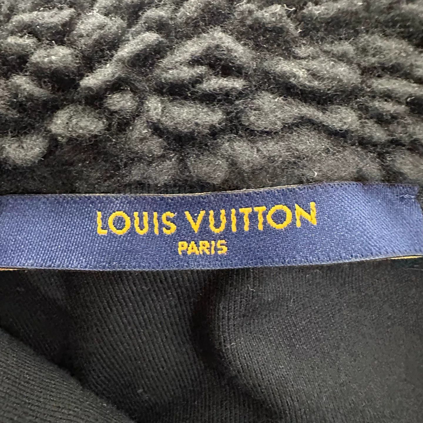 Louis Vuitton Louis Vuitton Checkered Teddy Fleece Jacket Size US XXL / EU 58 / 5 - 3 Thumbnail