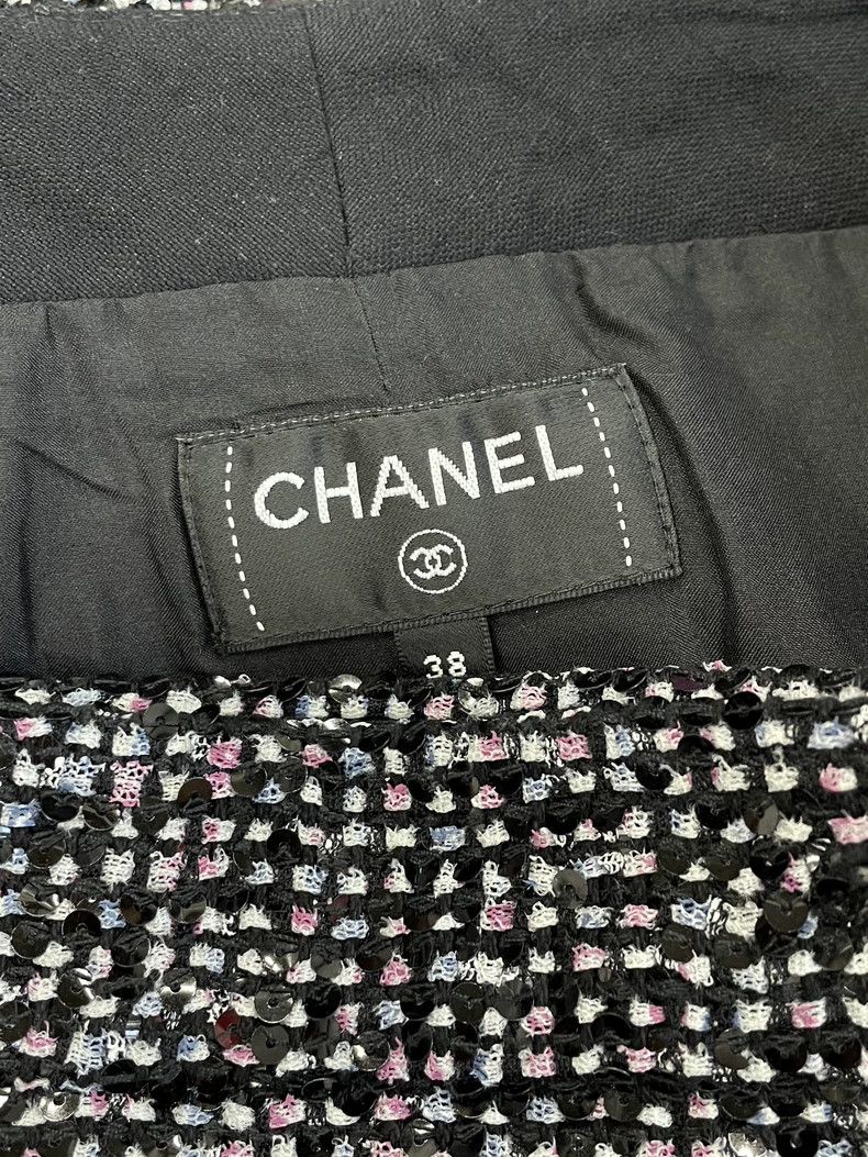 Chanel Chanel 23P Black Tweed Mini Skirt Size US 38 / EU 54 - 4 Thumbnail