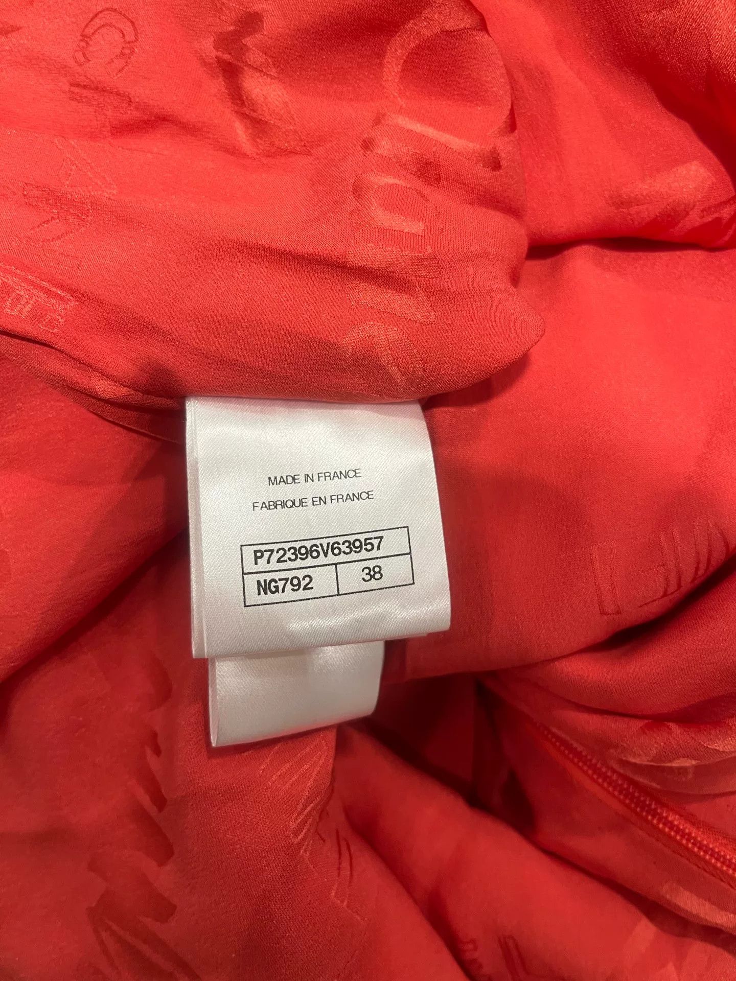 Chanel Chanel 22P Watermelon Red Silk Dress Size US M / EU 48-50 / 2 - 5 Thumbnail