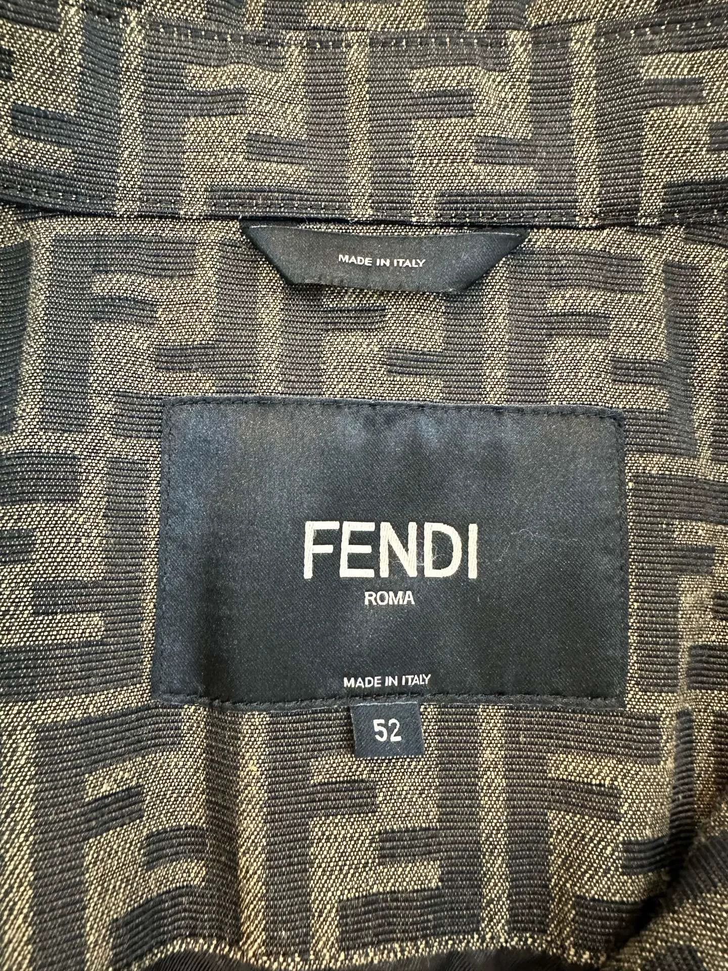 Fendi fendi ss22 logo print polo jacket Size US L / EU 52-54 / 3 - 4 Thumbnail