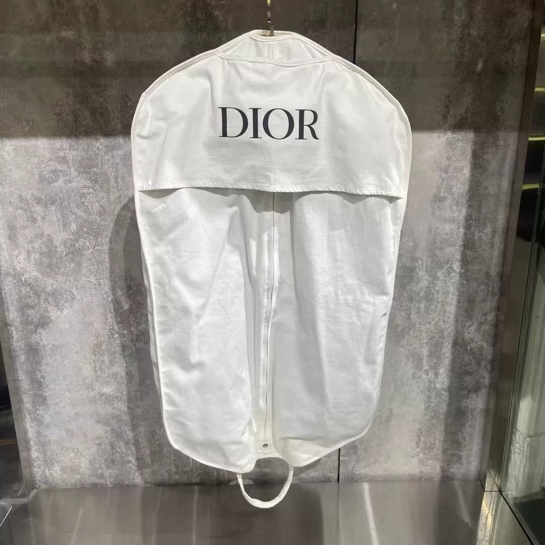 Dior dior men's suit in pristine condition Size US L / EU 52-54 / 3 - 8 Thumbnail