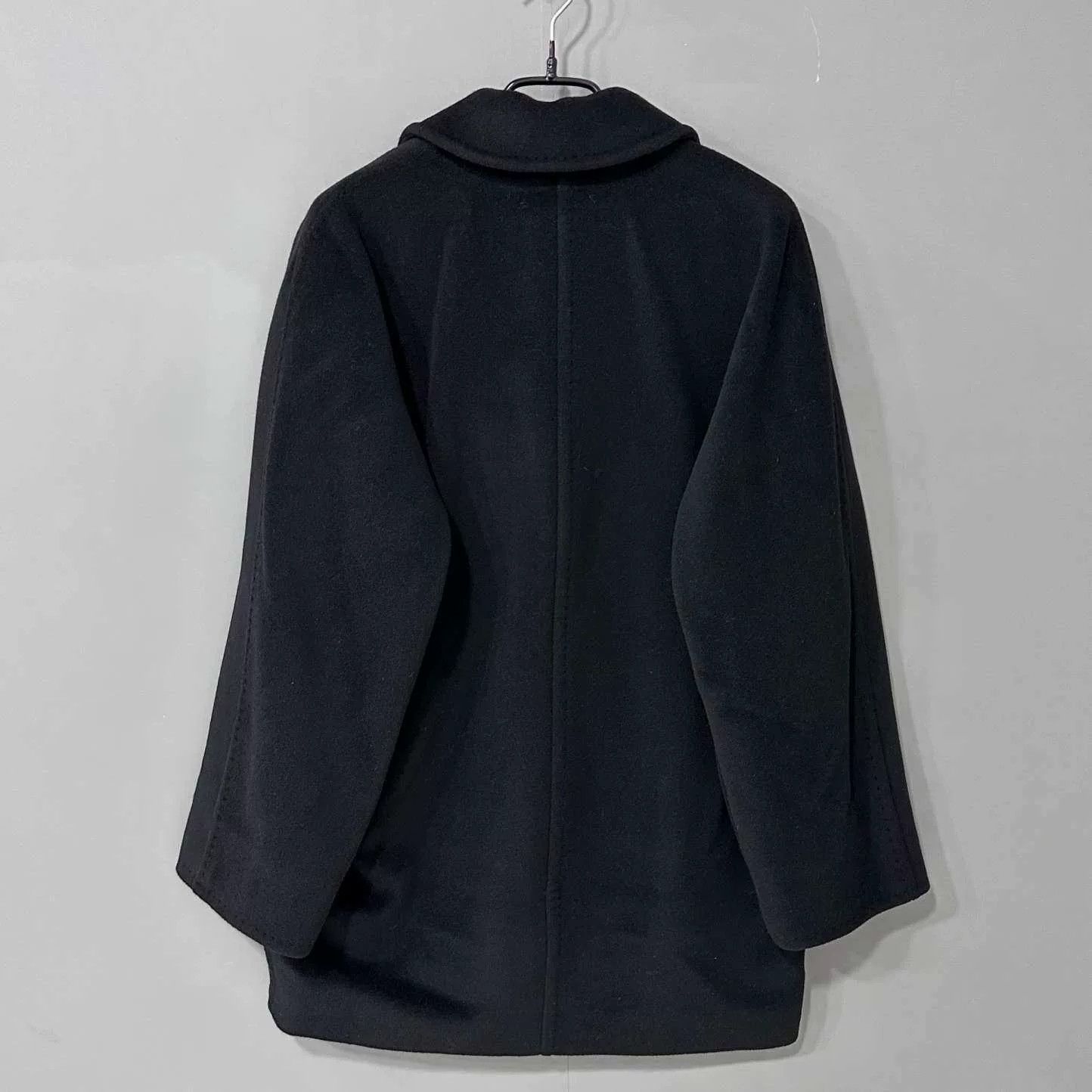 Max Mara black 101801 short coat by MaxMara Size US S / EU 44-46 / 1 - 3 Thumbnail