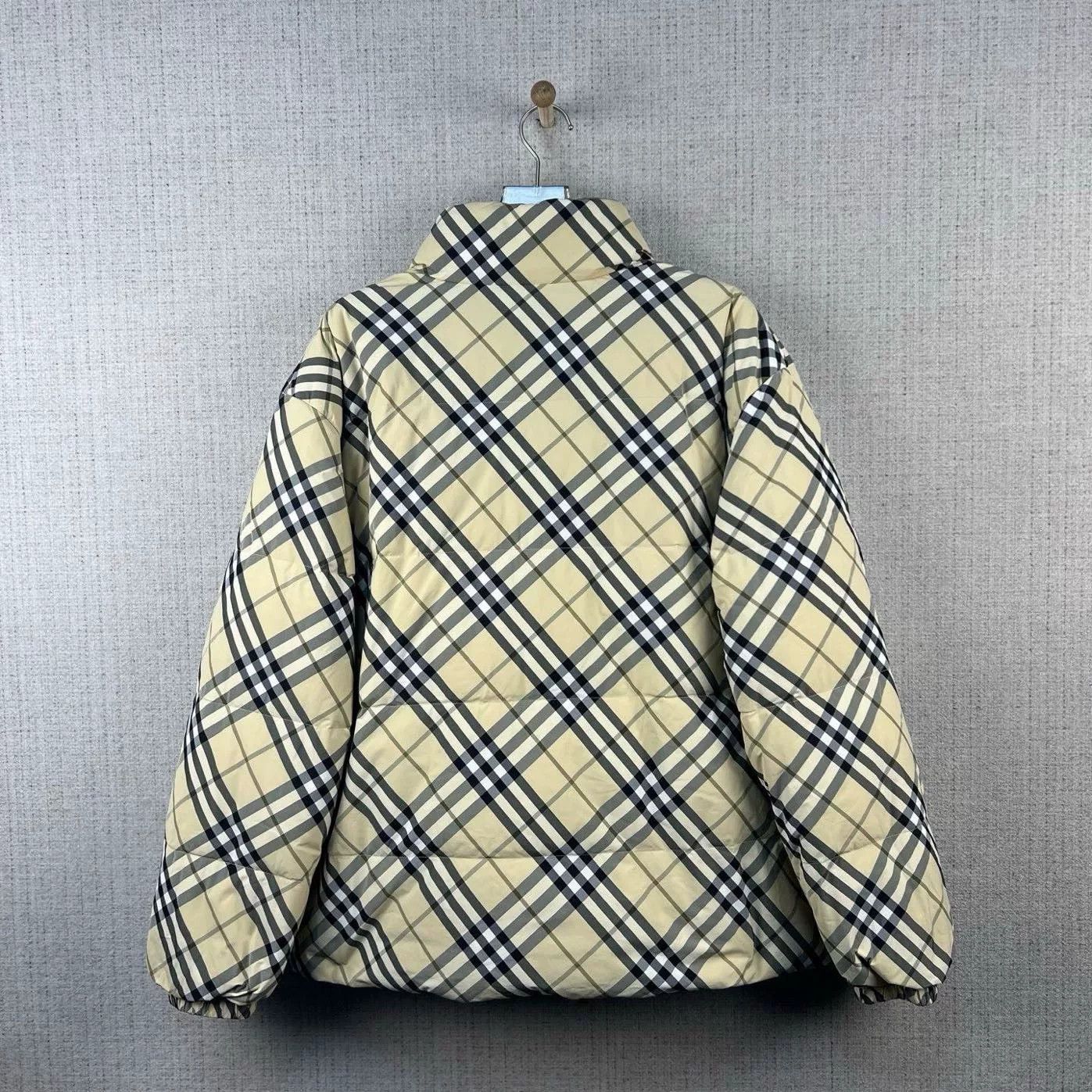 Burberry Burberry Check Reversible Zip Puffer Coat Size US XXL / EU 58 / 5 - 2 Thumbnail