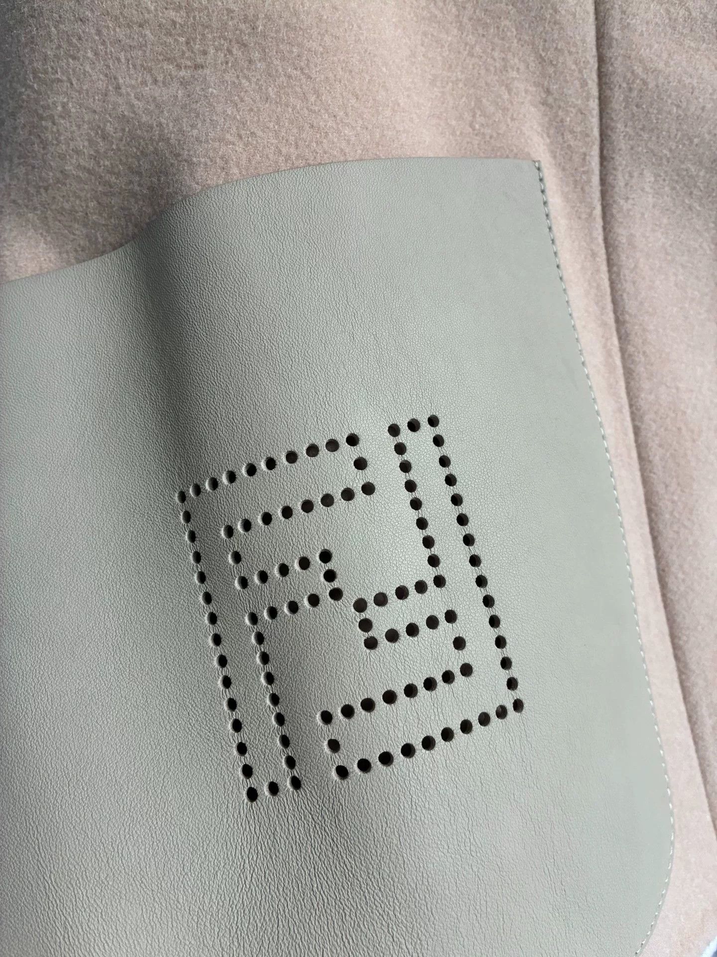 Fendi Fendi Beige Wool Hooded Coat Size US S / EU 44-46 / 1 - 6 Thumbnail