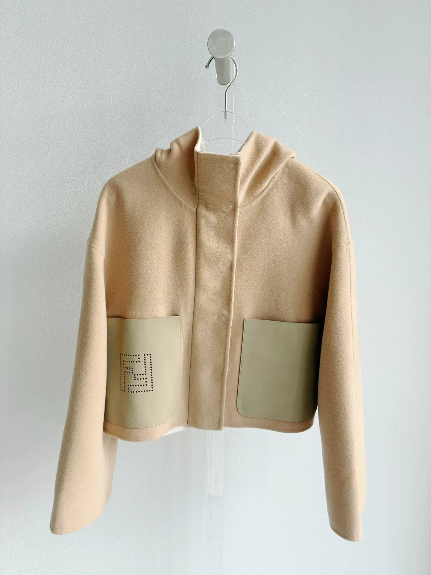 Fendi Fendi Beige Wool Hooded Coat Size US S / EU 44-46 / 1 - 2 Thumbnail