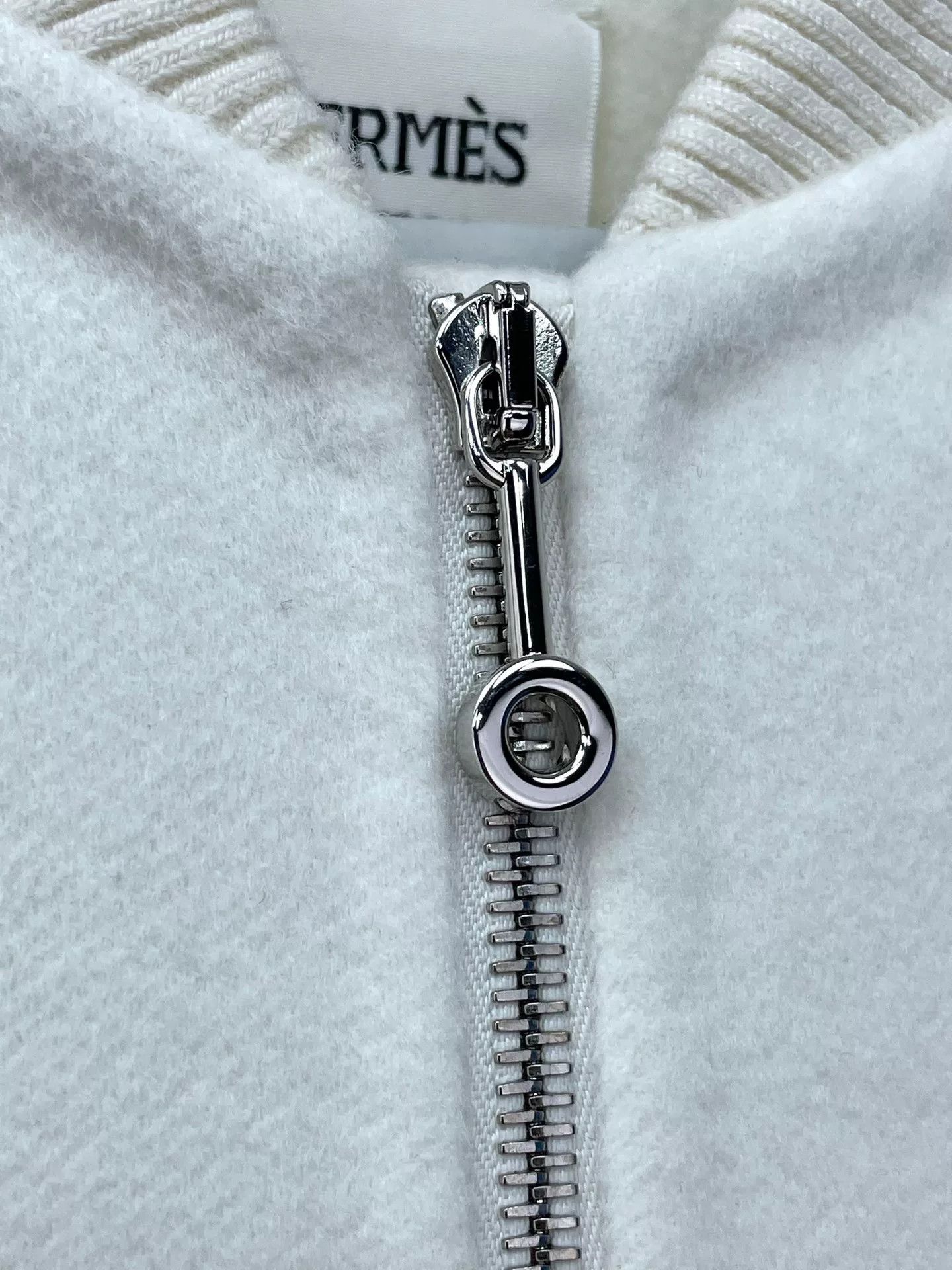 Hermes Hermes White Cashmere Zip Jacket Size US S / EU 44-46 / 1 - 4 Thumbnail