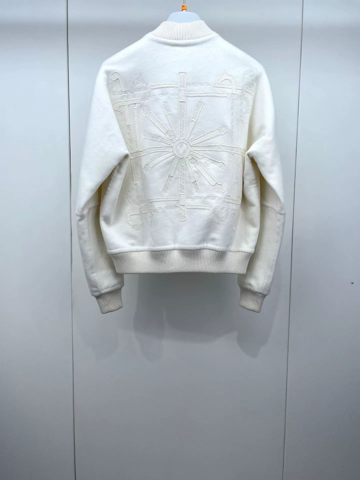 Hermes Hermes White Cashmere Zip Jacket Size US S / EU 44-46 / 1 - 2 Thumbnail