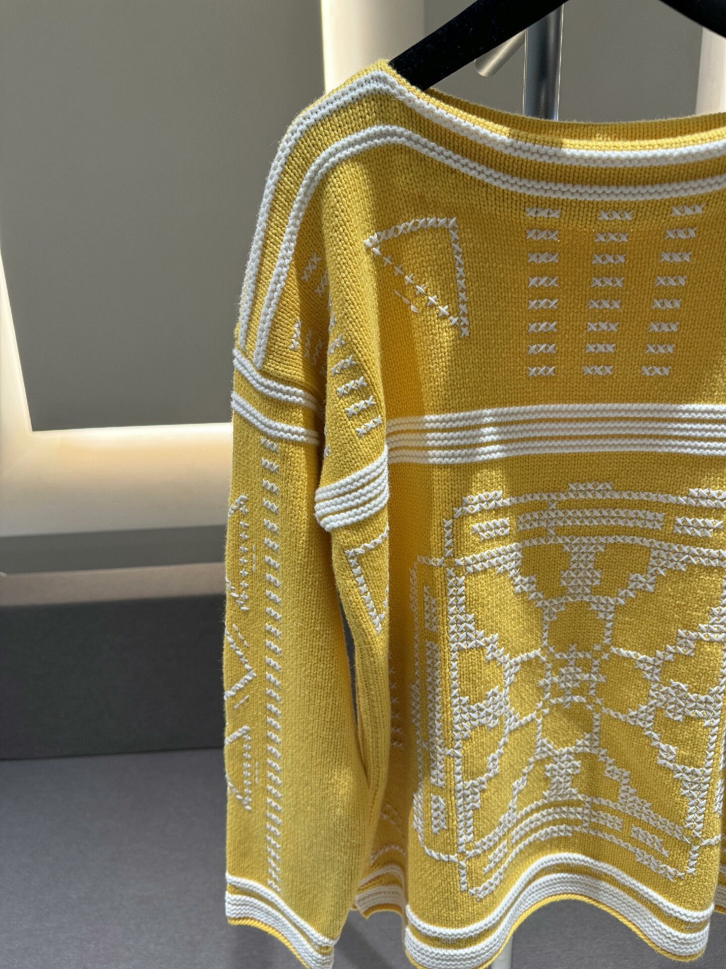 Hermes 2022 Yellow White Sweater