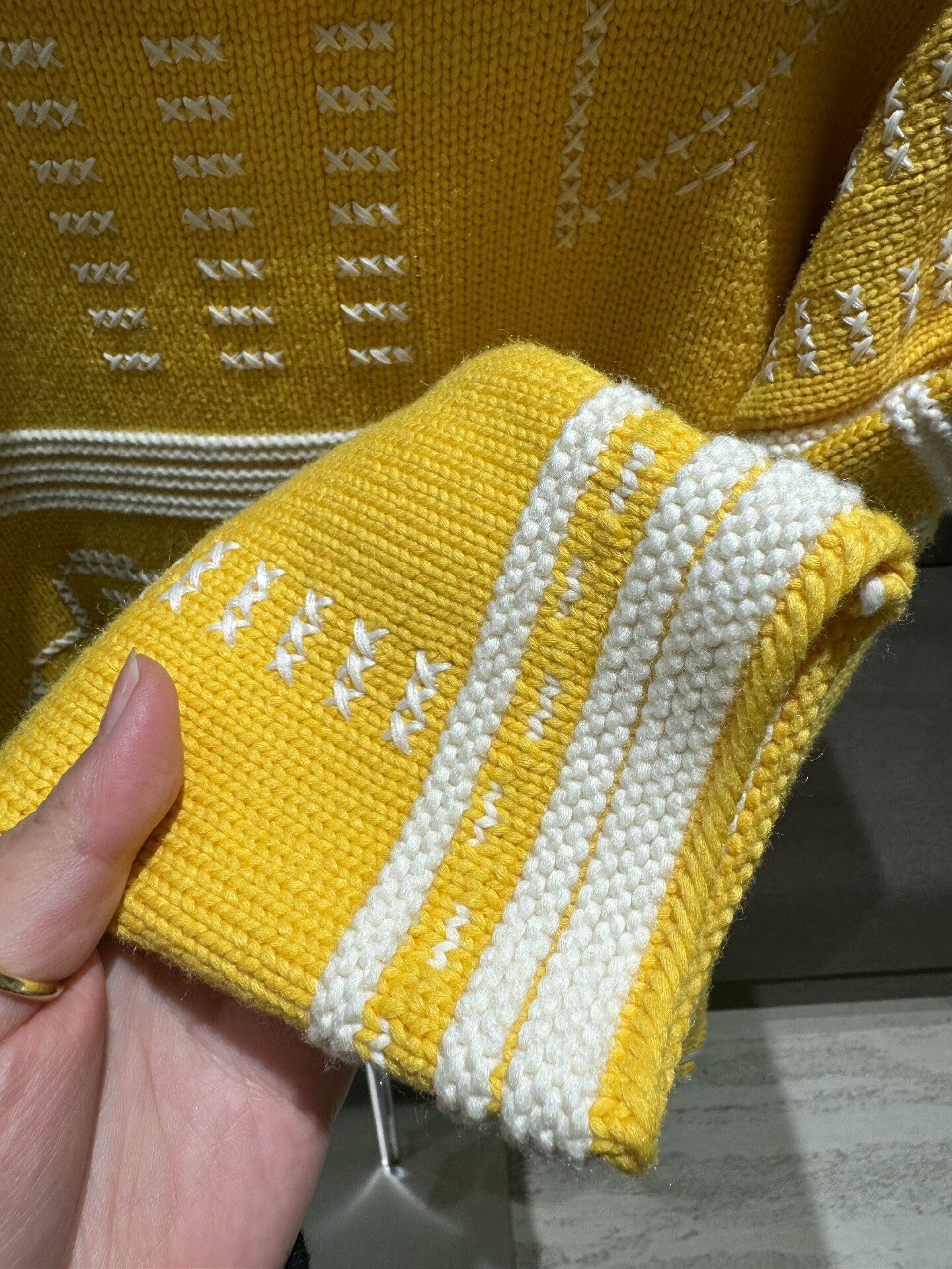 Hermes 2022 Yellow White Sweater