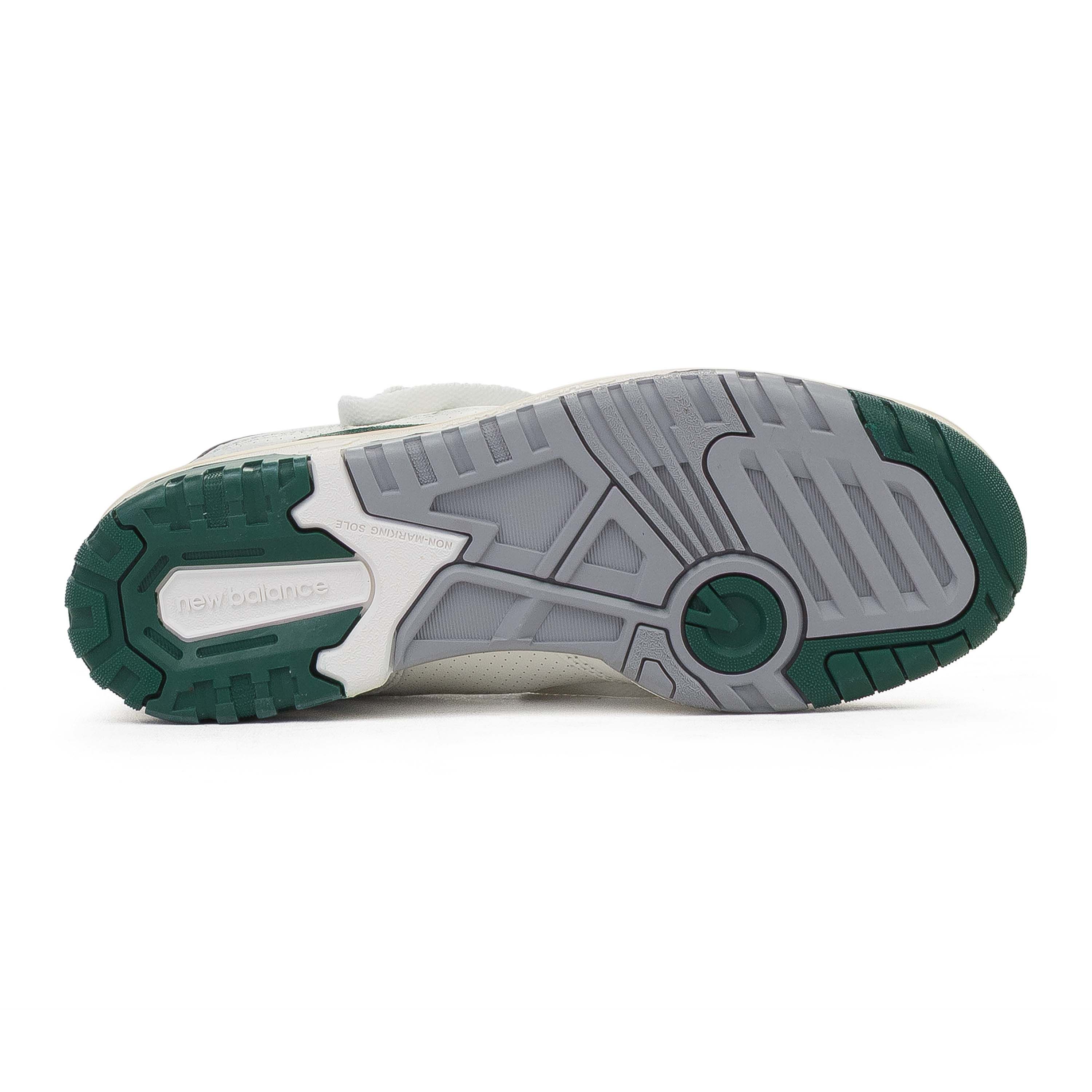 SEA SALT 550 SNEAKERS SIZE 11
