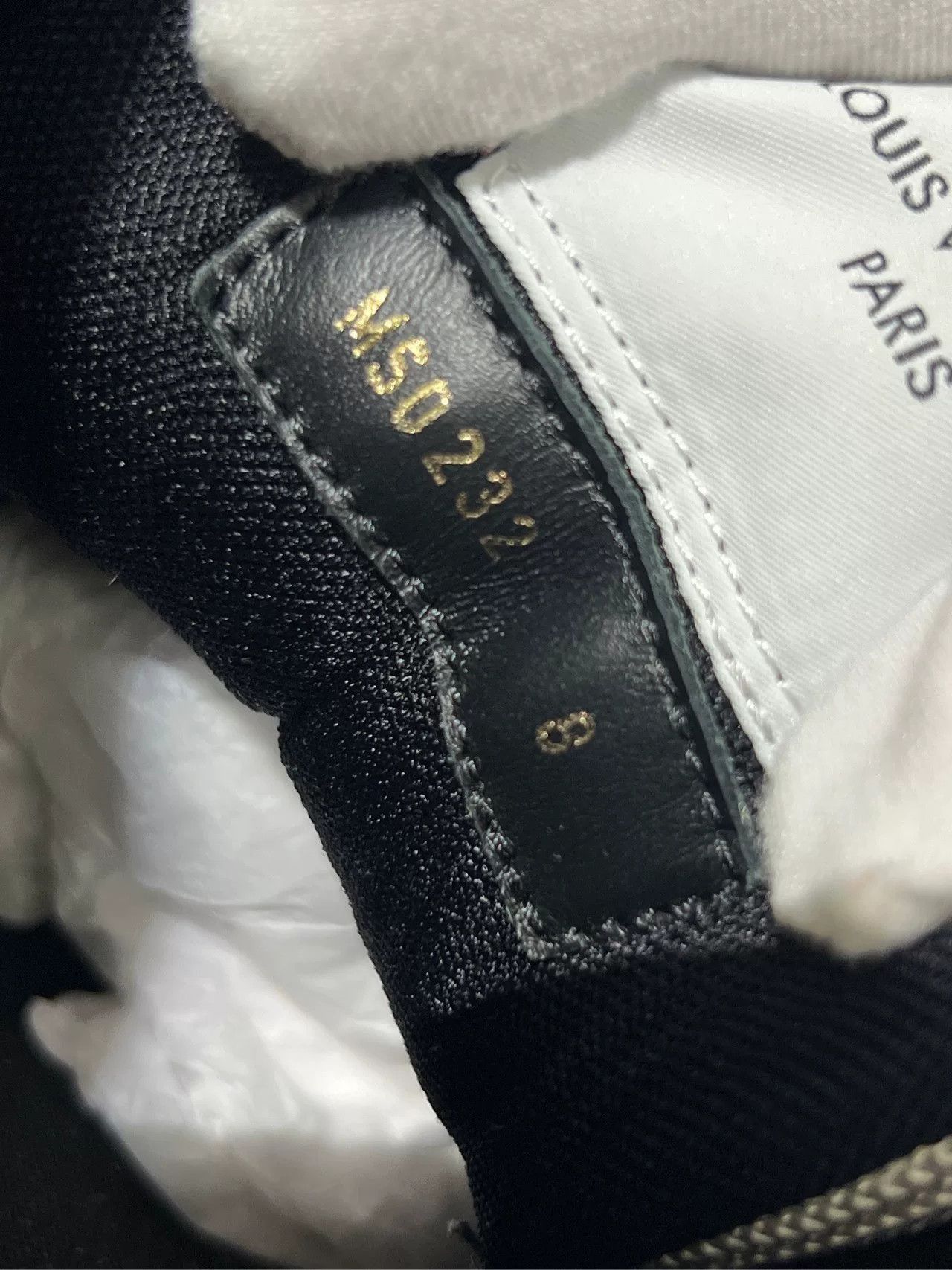 Louis Vuitton Louis Vuitton Trainer Black White Size US 8 / EU 41 - 6 Thumbnail