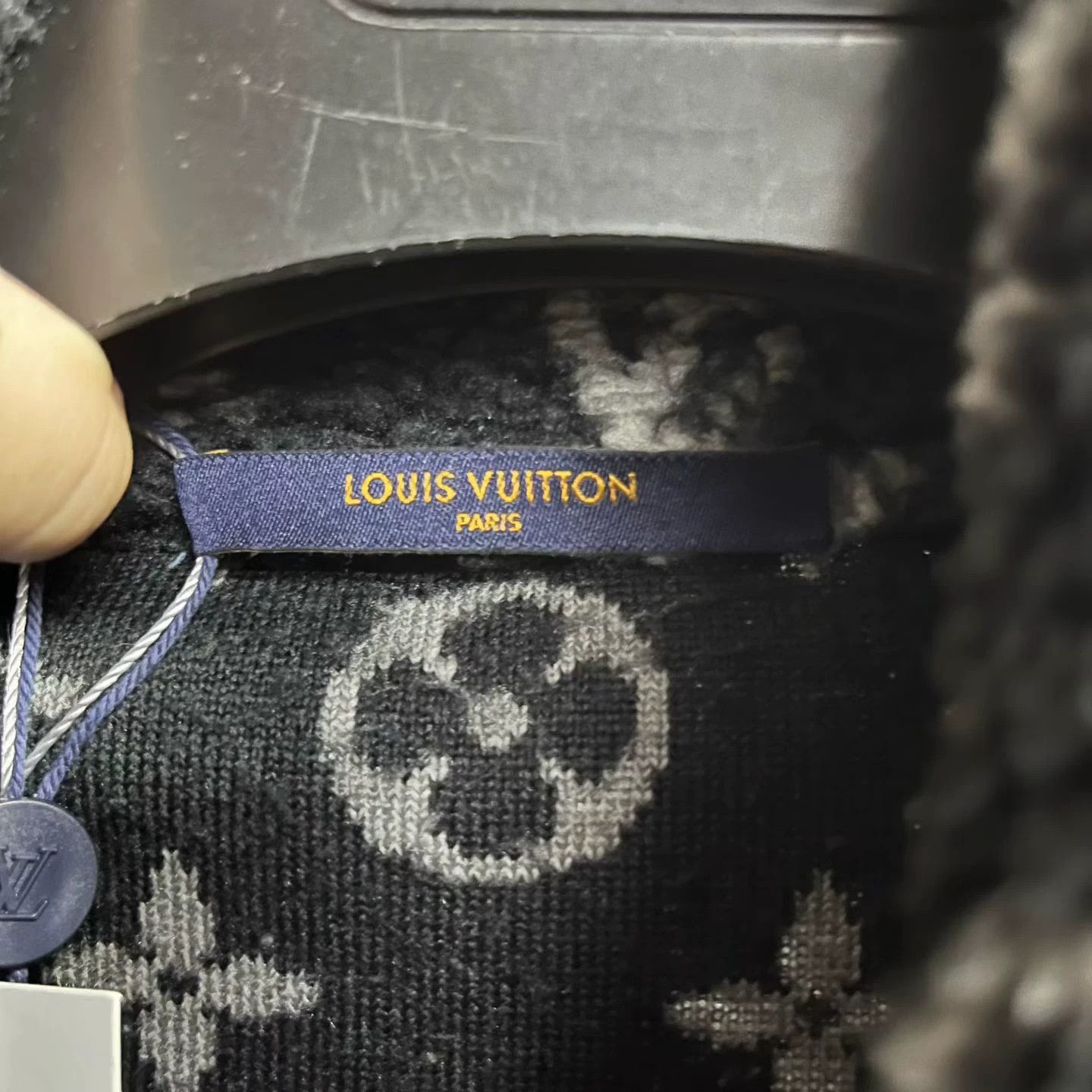 Louis Vuitton Louis Vuitton Black Jacquard Fleece Jacket Size US XS / EU 42 / 0 - 2 Thumbnail