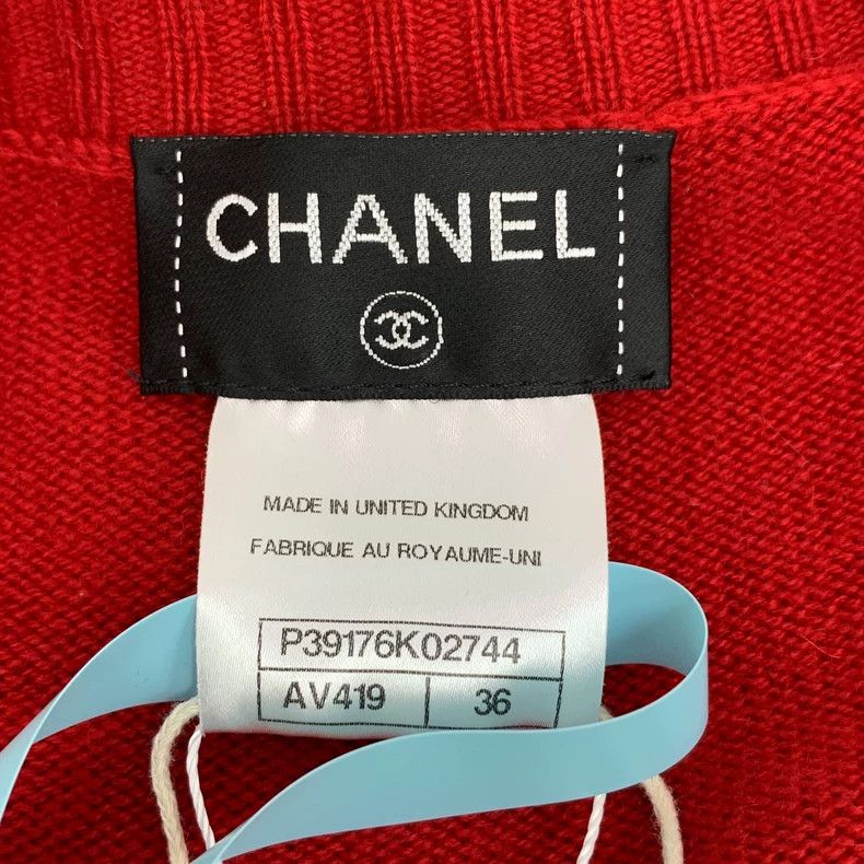 Chanel Chanel Red Cashmere Logo Cardigan Size US XS / EU 42 / 0 - 6 Thumbnail