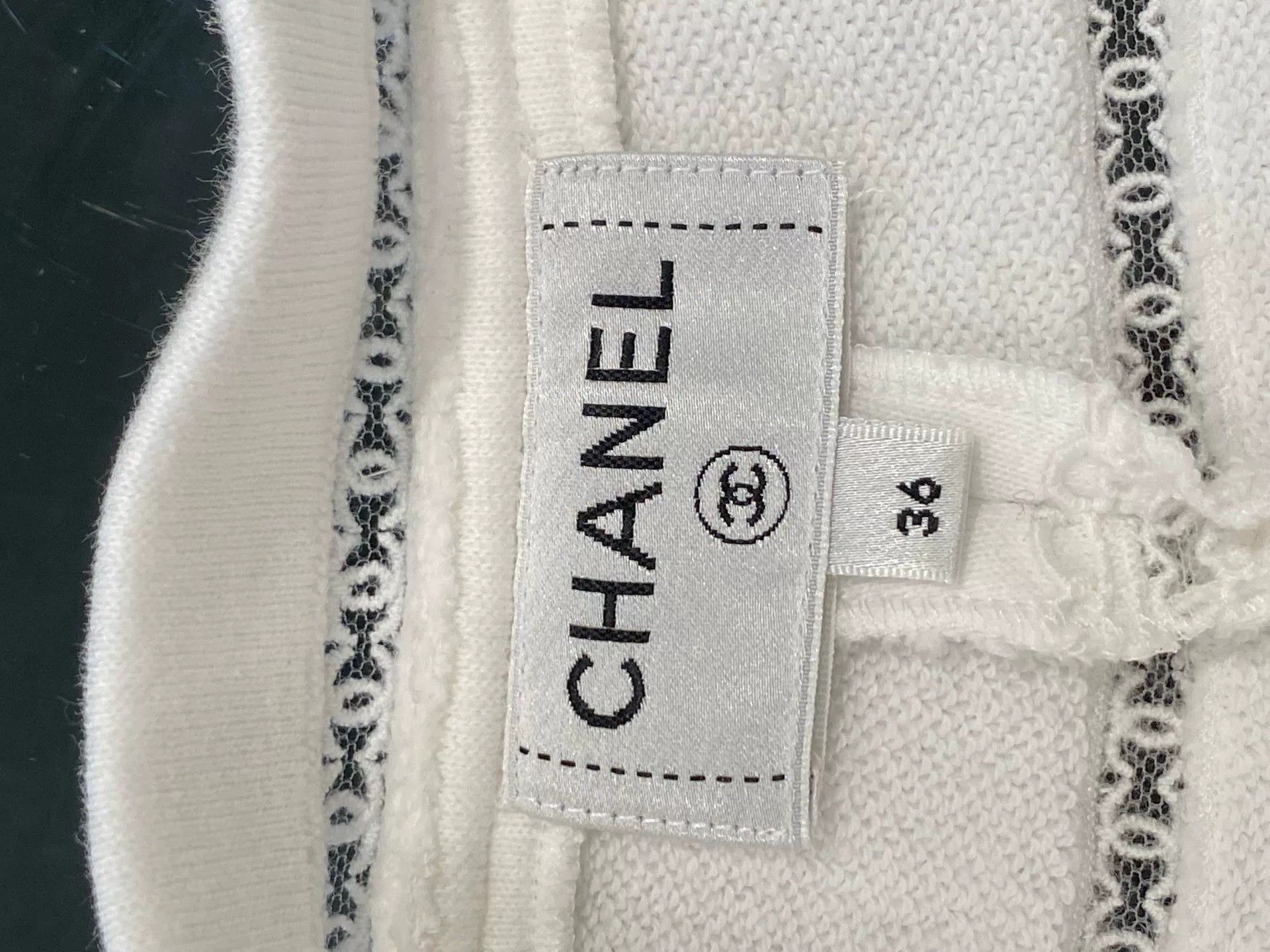 Chanel Chanel 24 Coco Beach White Shorts Size US 36 / EU 52 - 3 Thumbnail