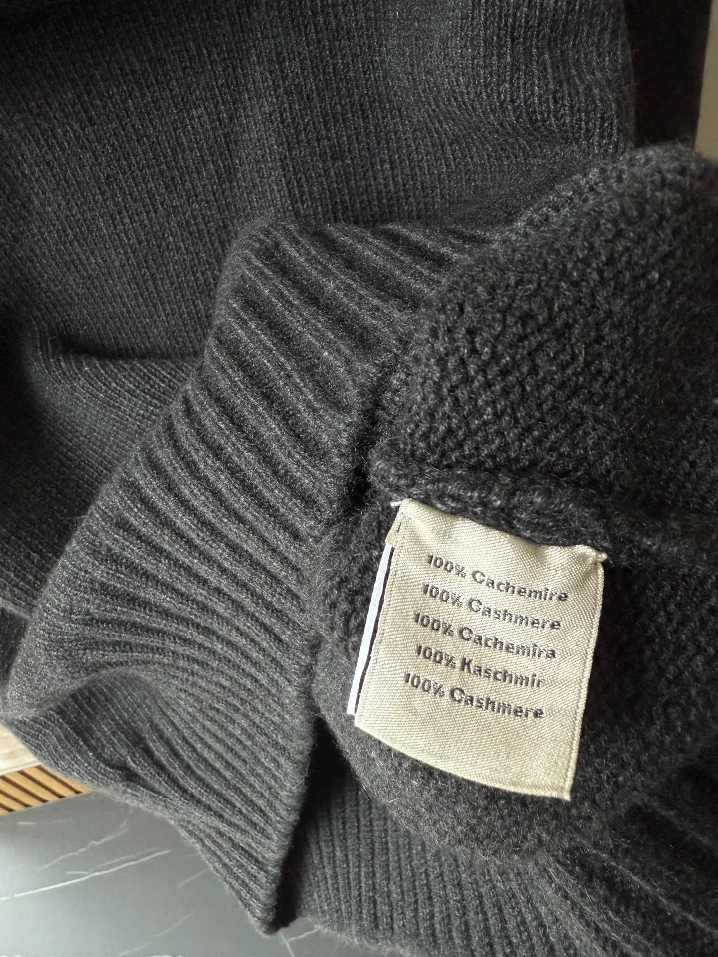 Hermes Hermes Men's Cashmere Sweater with Removable Collar Size US XL / EU 56 / 4 - 8 Thumbnail