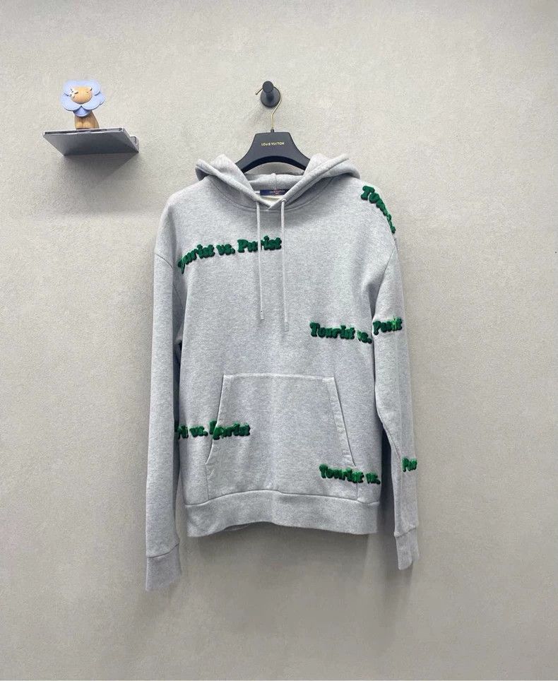 Louis Vuitton LV Gray Printed Hoodie Sweatshirt Size US L / EU 52-54 / 3 - 2 Thumbnail