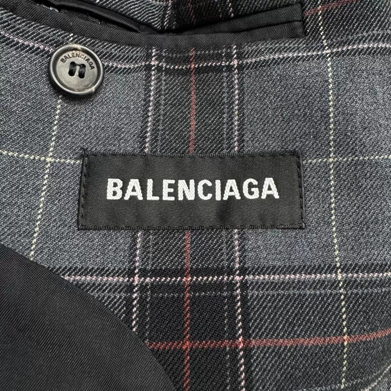 Balenciaga Balenciaga Plaid Checkered Blazer Jacket Size US L / EU 52-54 / 3 - 2 Thumbnail