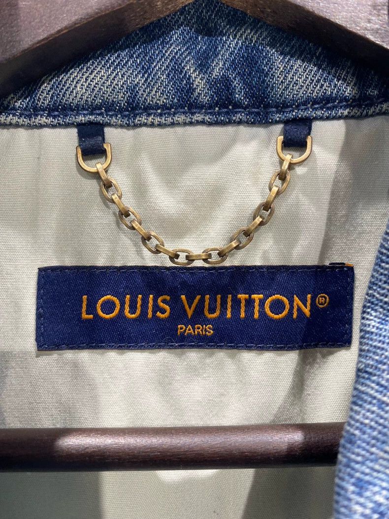 Louis Vuitton Louis Vuitton 23 Denim Relief Shirt Size US M / EU 48-50 / 2 - 3 Thumbnail