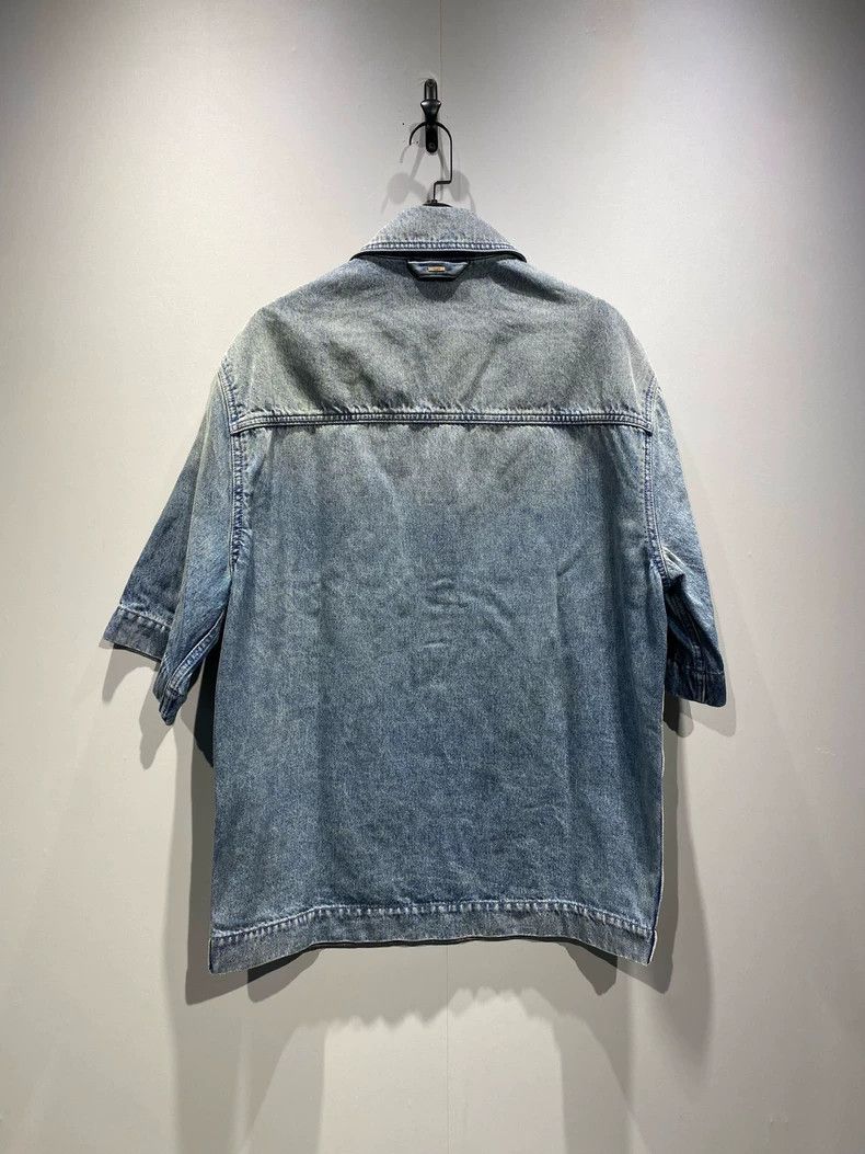 Louis Vuitton Louis Vuitton 23 Denim Relief Shirt Size US M / EU 48-50 / 2 - 2 Thumbnail
