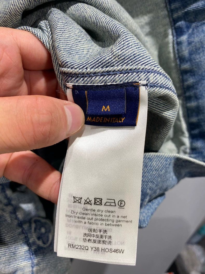 Louis Vuitton Louis Vuitton 23 Denim Relief Shirt Size US M / EU 48-50 / 2 - 4 Thumbnail