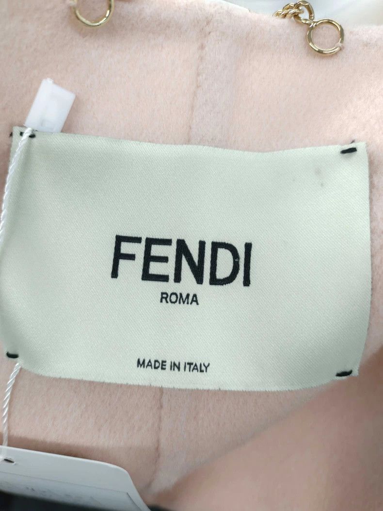 Fendi Fendi Mink Flower Detail Cape 42 Size US M / EU 48-50 / 2 - 3 Thumbnail