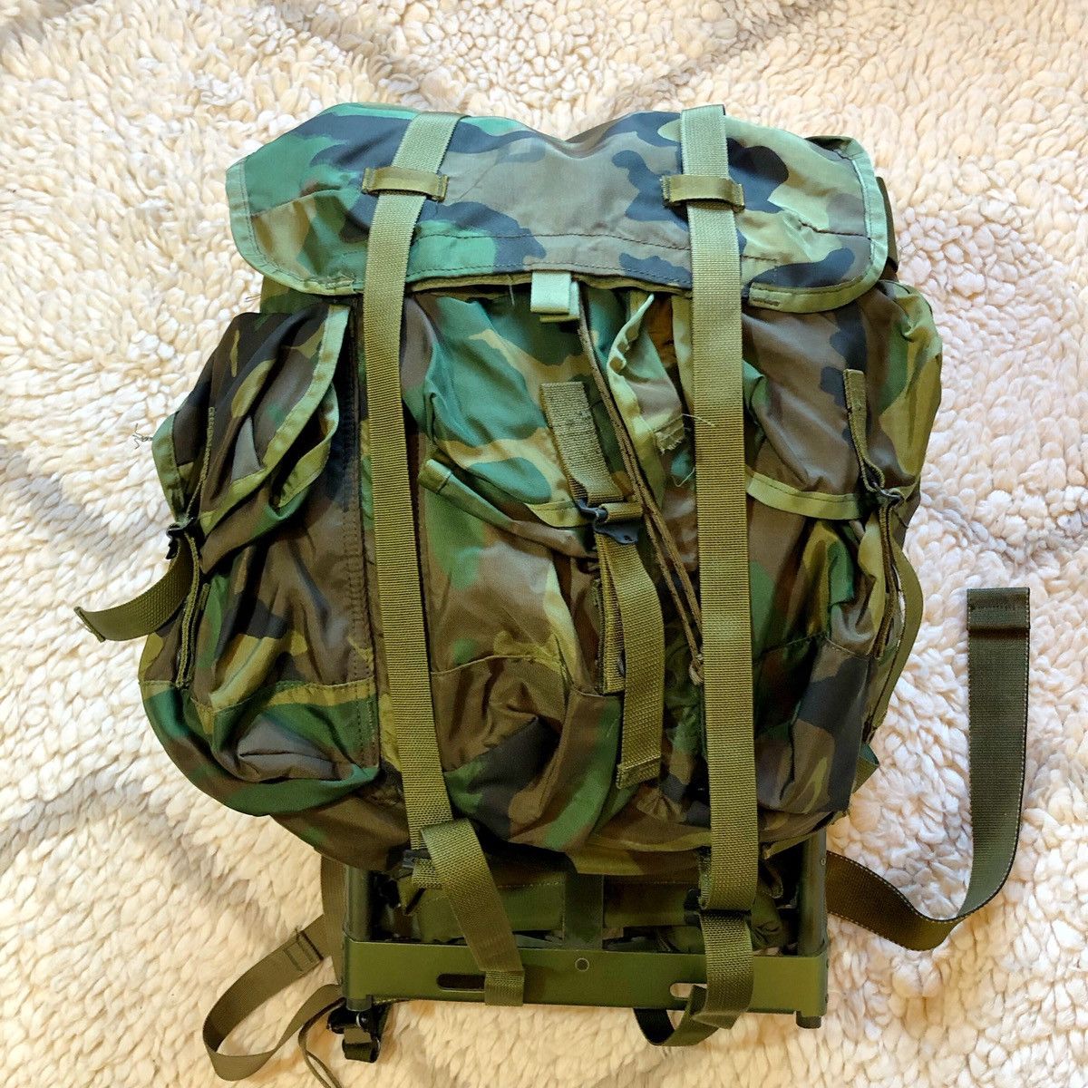 Vintage Authentic 80’s Vintage Military Backpack Knapsack USA Army ...