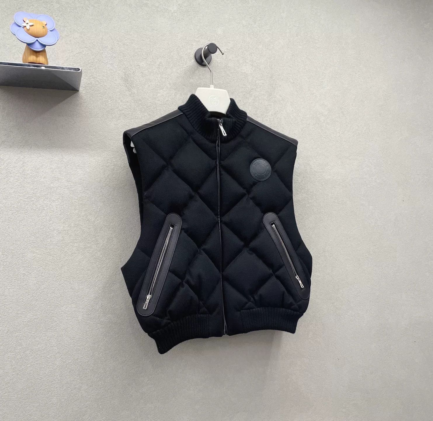 Hermes Hermes Black Sleeveless Down Vest Size US XS / EU 42 / 0 - 4 Thumbnail
