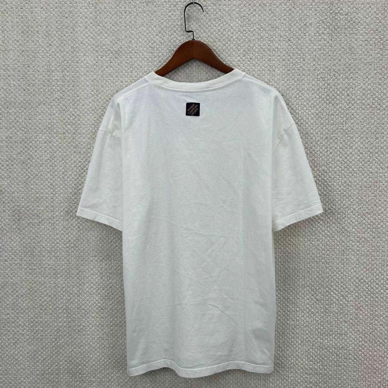 Louis Vuitton Louis Vuitton Lovers Green Embroidered Tee Size US XXL / EU 58 / 5 - 2 Thumbnail