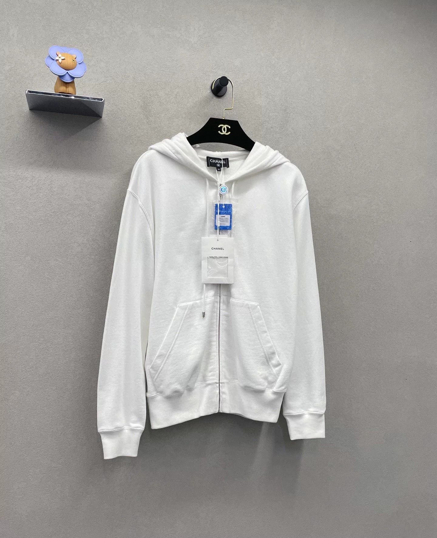 Chanel Chanel White Graffiti Zip-Up Jacket Size US M / EU 48-50 / 2 - 3 Thumbnail