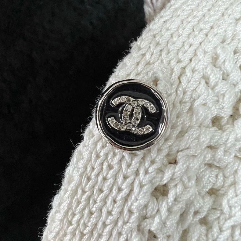 Chanel Chanel Castle Series Logo Knit Sweater Size US XS / EU 42 / 0 - 8 Thumbnail