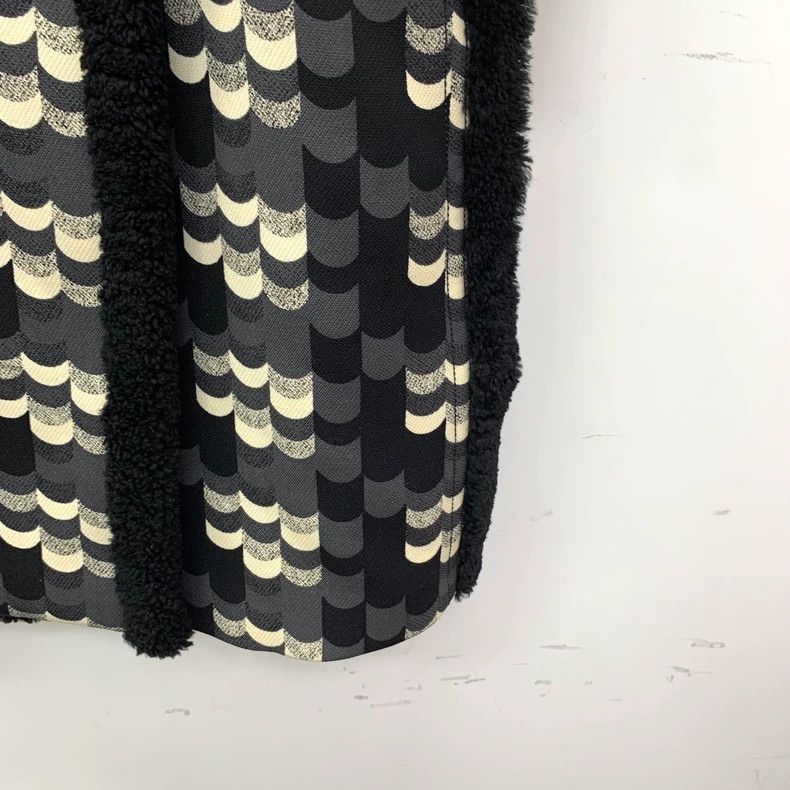 Prada Prada Wool Printed Double-Breasted Coat Size US S / EU 44-46 / 1 - 5 Thumbnail