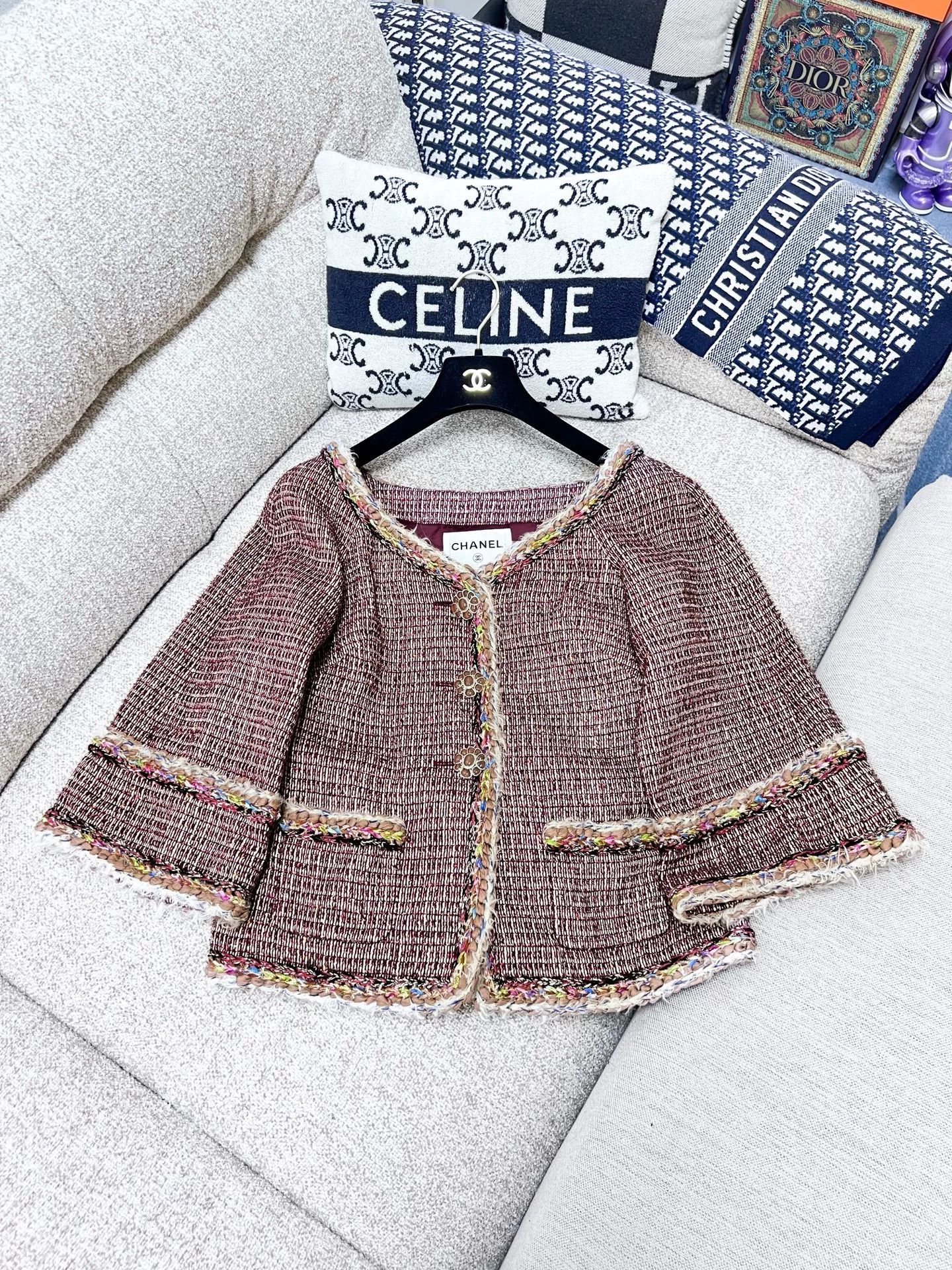 Chanel Chanel Red Tweed Glass Button Jacket Size US XS / EU 42 / 0 - 3 Thumbnail