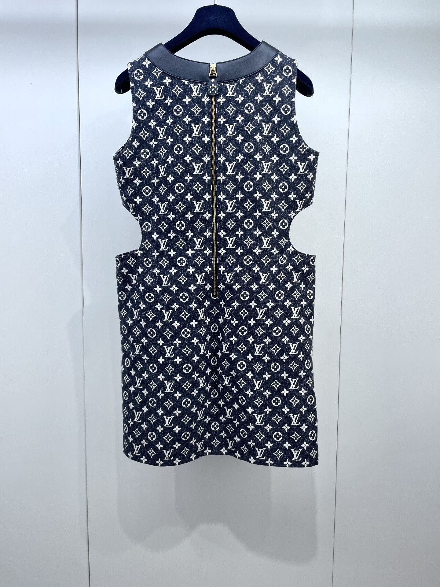 Louis Vuitton LV Monogram Cutout Sleeveless Dress Size US S / EU 44-46 / 1 - 2 Thumbnail