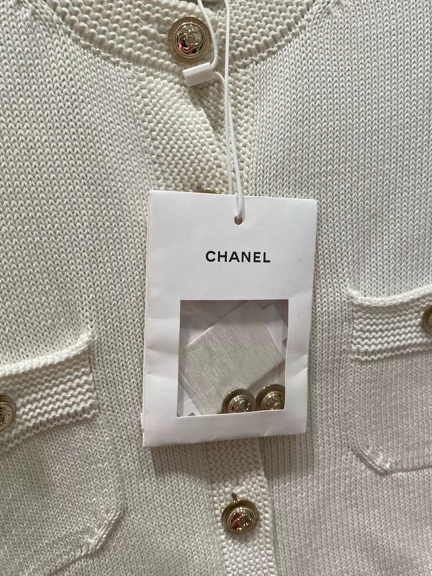 Chanel Chanel 21 Equestrian White Knit Cardigan Size US XS / EU 42 / 0 - 2 Thumbnail