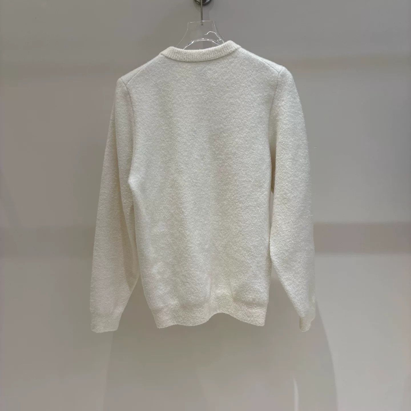 Louis Vuitton Louis Vuitton 25 Beige Logo Cashmere Sweater Size US M / EU 48-50 / 2 - 2 Thumbnail