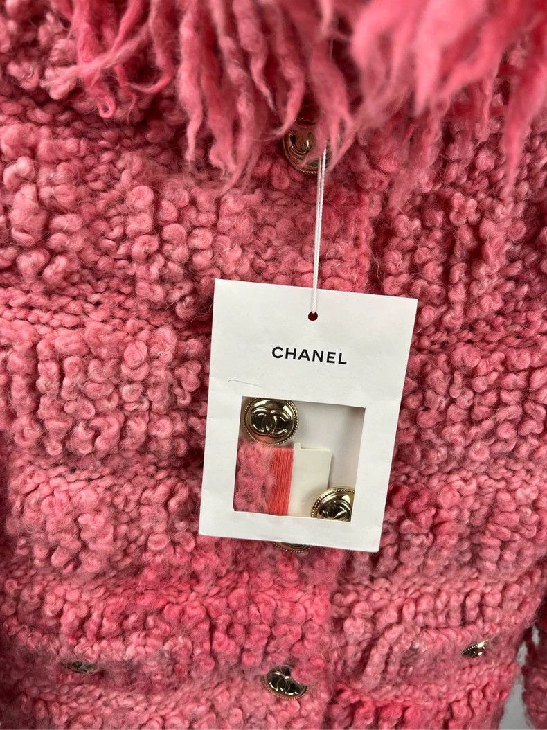 Chanel Chanel Pink Wool Knit Jacket w/ Bag Size US XS / EU 42 / 0 - 4 Thumbnail