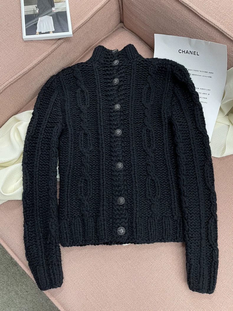 Chanel Chanel Black Lace Panel Long Sleeve Sweater Size US S / EU 44-46 / 1 - 4 Thumbnail