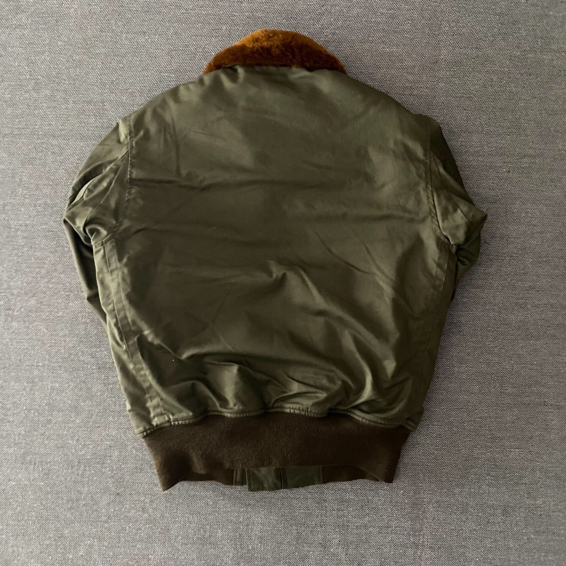 The Real McCoy's The Real McCoys B-10 Flight Jacket Size US L / EU 52-54 / 3 - 2 Thumbnail