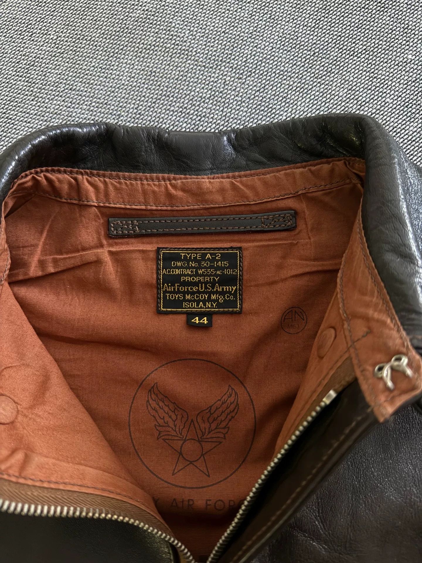 TOYS McCOY Toys McCoy A2 Flight Jacket in Brown Leather Size US L / EU 52-54 / 3 - 3 Thumbnail