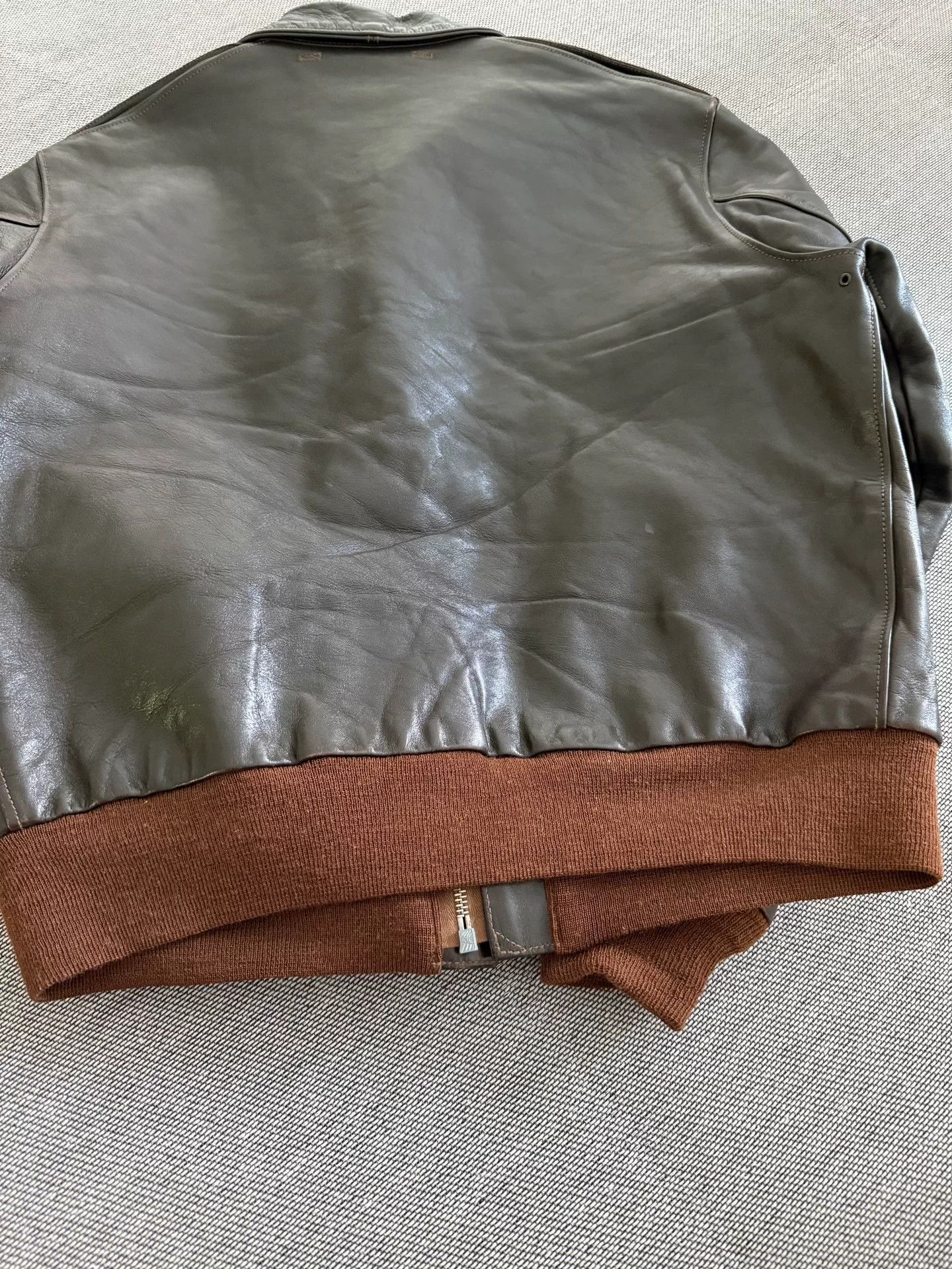 TOYS McCOY Toys McCoy A2 Flight Jacket in Brown Leather Size US L / EU 52-54 / 3 - 8 Thumbnail