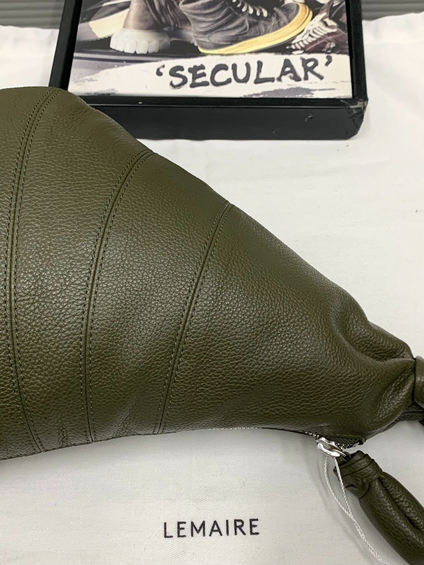 Lemaire Lemaire Green Leather Croissant Shoulder Bag Size ONE SIZE - 6 Thumbnail