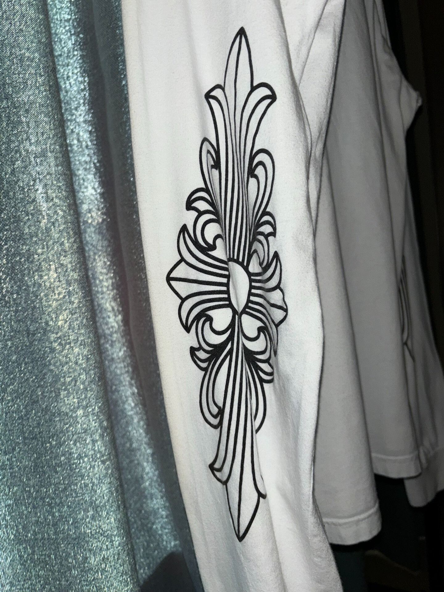 Chrome Hearts chrome hearts white long sleeve sweatshirt Size US L / EU 52-54 / 3 - 5 Thumbnail